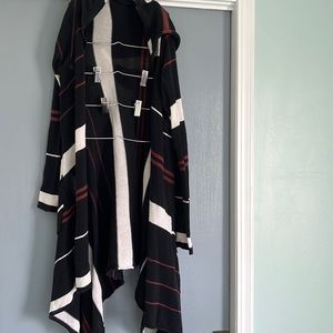 Western style sweater with hood